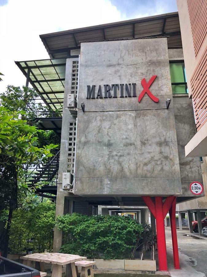 Matini Ratchada 32 Hotel Банкок Екстериор снимка