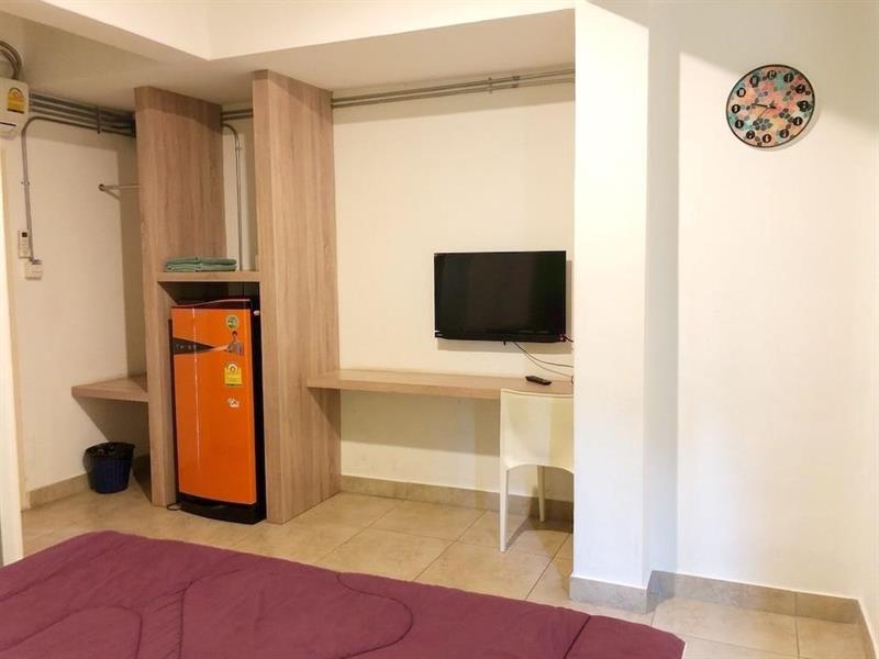 Matini Ratchada 32 Hotel Банкок Екстериор снимка